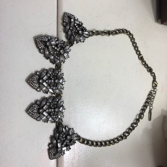 statement necklace - Picture 2 of 3